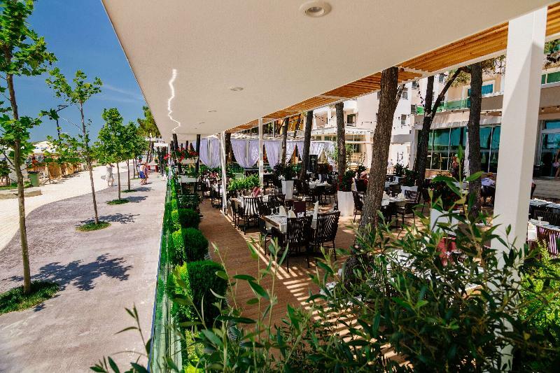 Akileda Hotel Kryemëdhenji Exterior foto